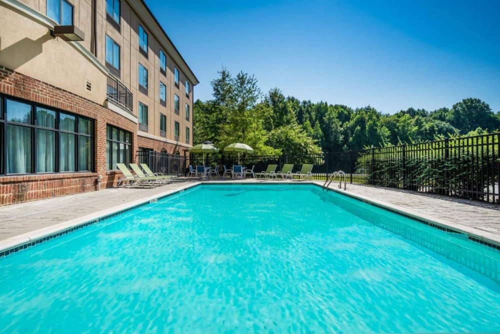 Holiday Inn Express Hotel & Suites-North East Image 22