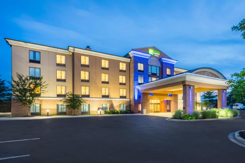 Holiday Inn Express Hotel & Suites-North East Image 24