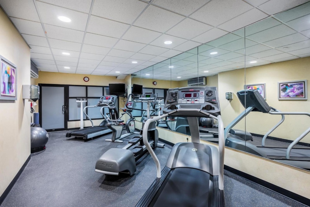 Holiday Inn Express Hotel & Suites-North East Main image