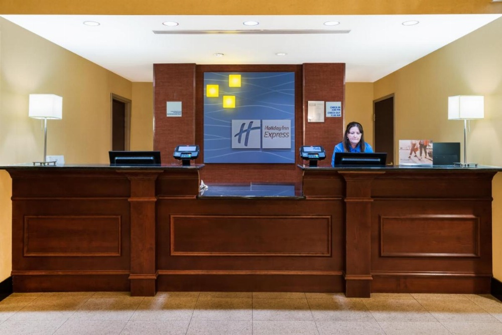 Holiday Inn Express Hotel & Suites-North East
